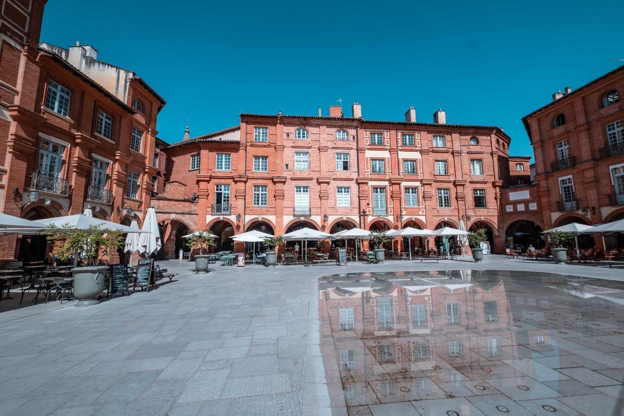 Apartment Pause Sur La Place Royale Montauban